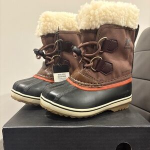 Sorel Yoot Pac Winter Boots Toddler 9